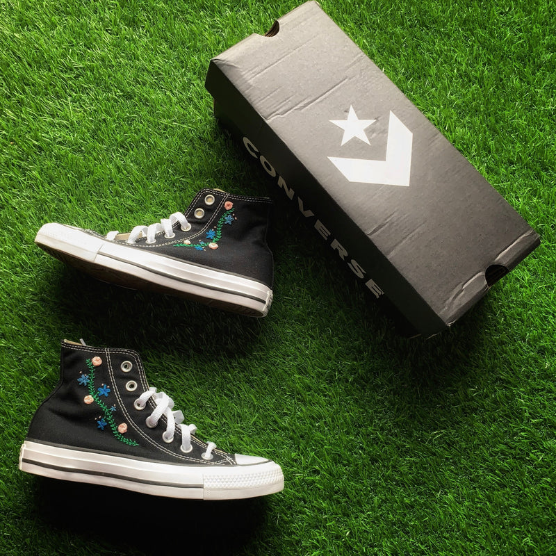 Converse x Flower Embroidery