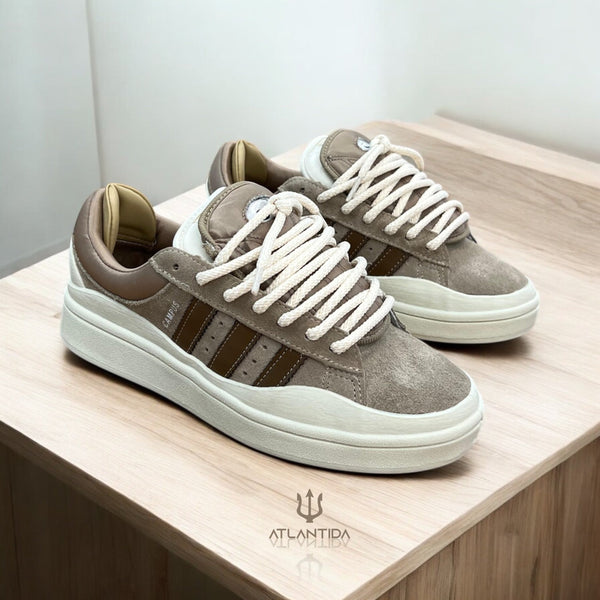 Modelo Campus Bad Bunny Coffee